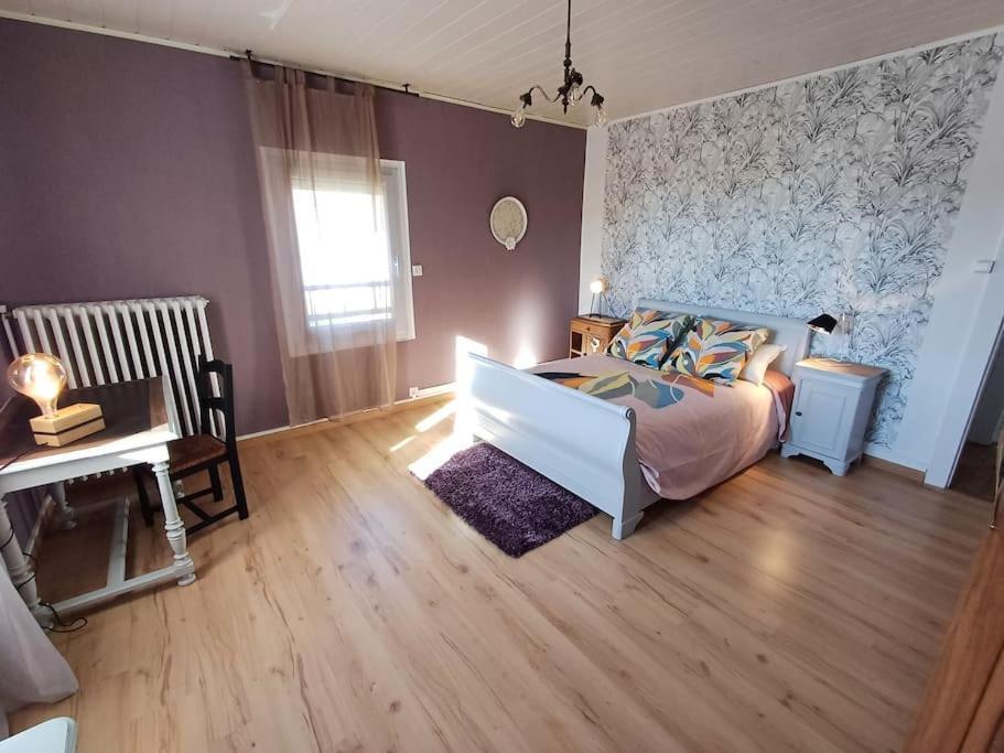 Maison De Village Avec Jardin Torpes  Екстер'єр фото