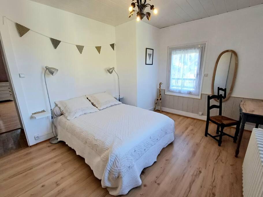 Maison De Village Avec Jardin Torpes  Екстер'єр фото